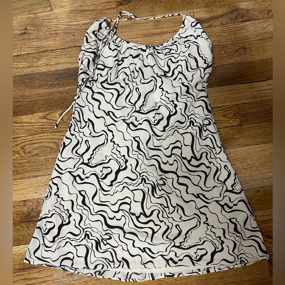 ✨ A&F Halter Mini Dress ✨ - Picture 8 of 8